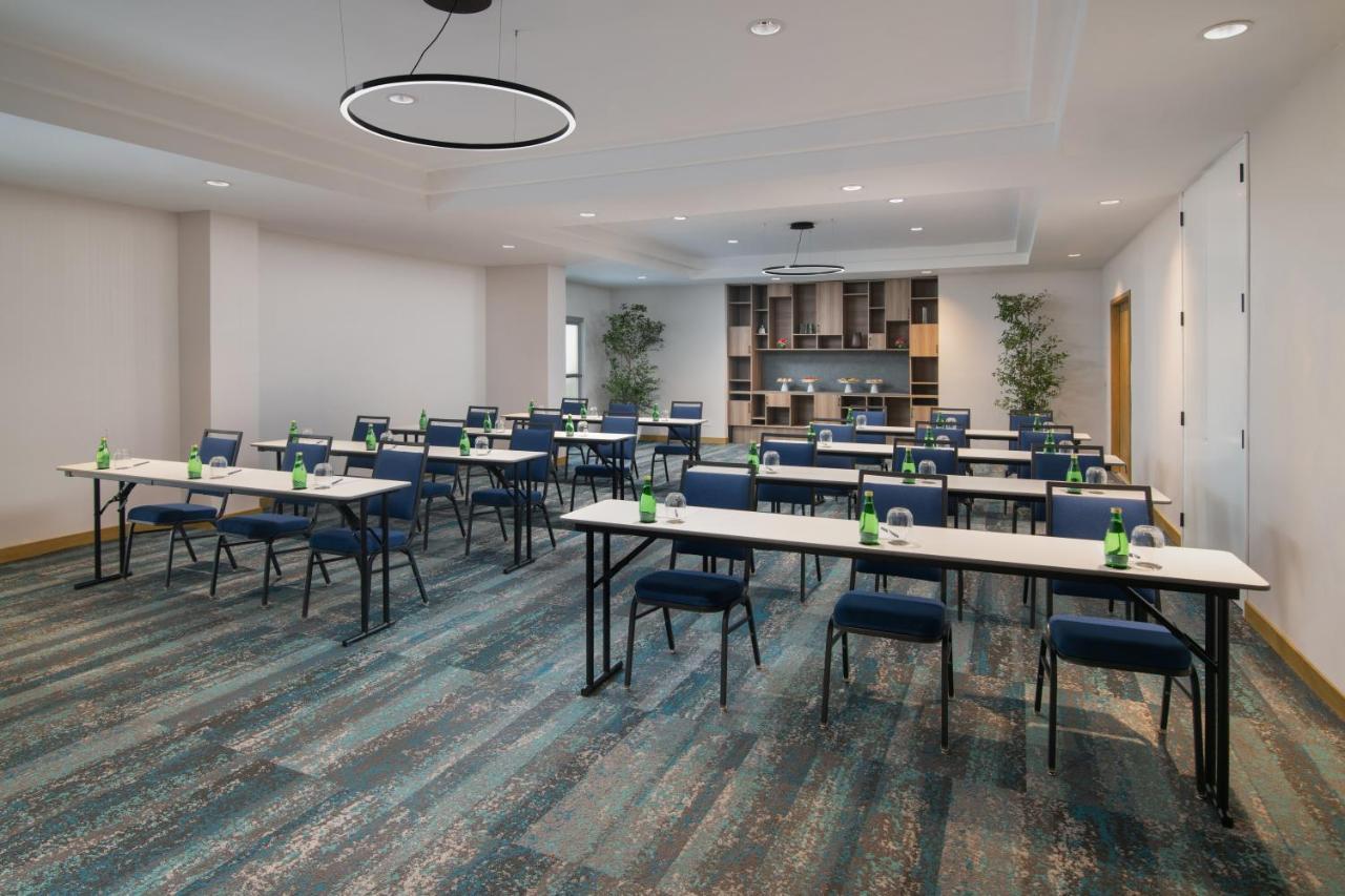 Hotel Courtyard By Marriott Santo Domingo Exterior foto